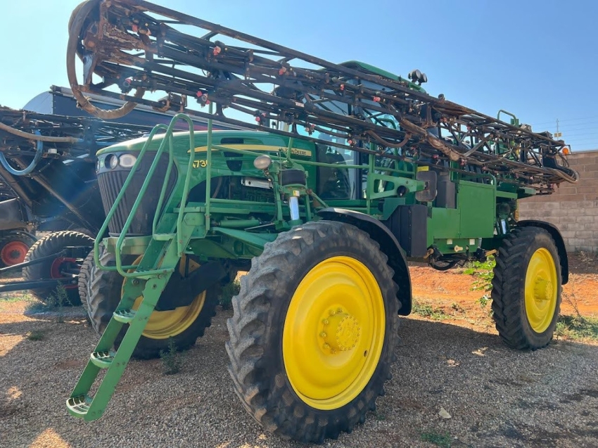 john deere pulverizador 4730 piloto automatico. metal 30mts. tanque 3.000lts. motor: 6459 diesel 1p automatico 2009