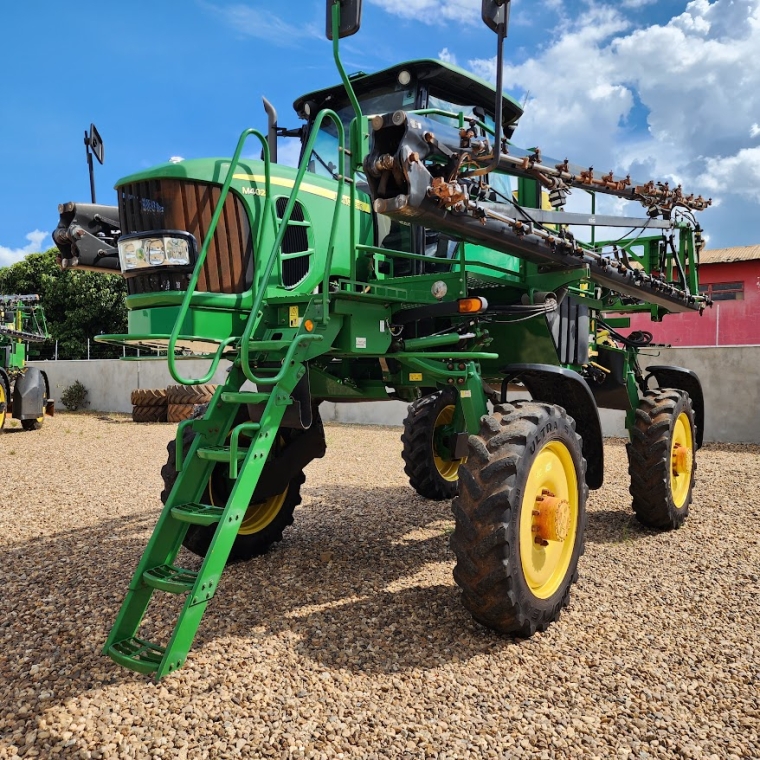 john deere pulverizador m4025 piloto automatico. fibra 30mts. tanque 2.500lts. diesel 1p automatico 2019