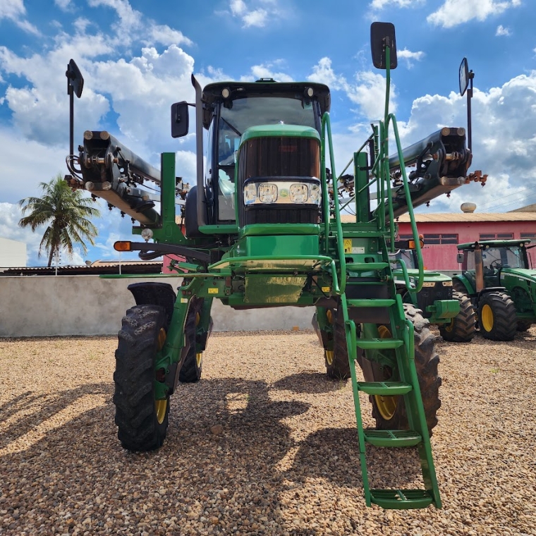 john deere pulverizador m4025 piloto automatico. fibra 30mts. tanque 2.500lts. diesel 1p automatico 2019