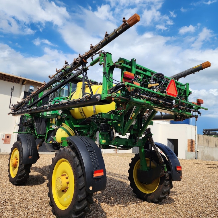 john deere pulverizador m4025 piloto automatico. fibra 30mts. tanque 2.500lts. diesel 1p automatico 2019