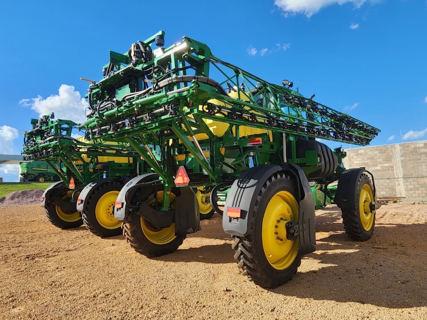 john deere pulverizador m4030 piloto automatico. metal 30mts. tanque 3.000lts. exactapply. motor: 1770 diesel 1p automatico 2021
