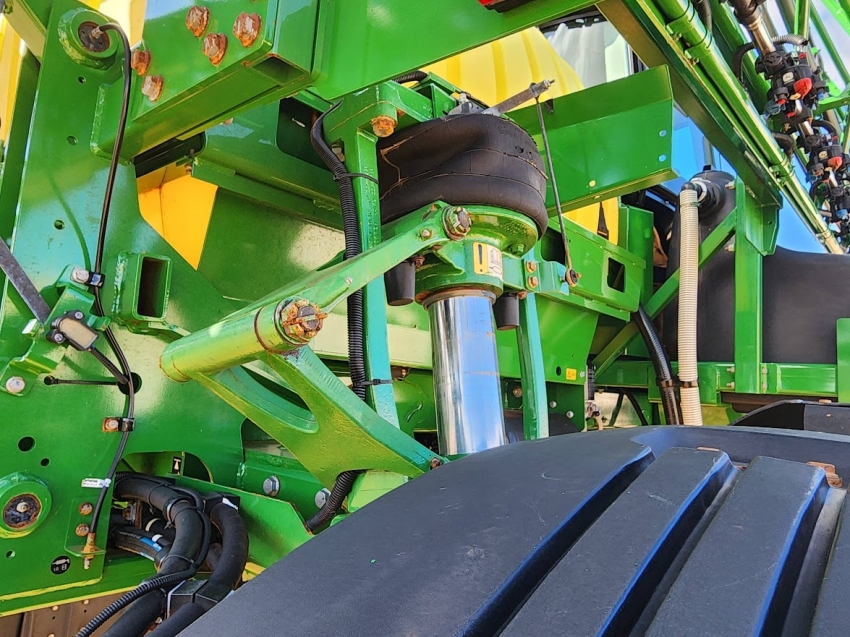 john deere pulverizador m4030 piloto automatico. metal 30mts. tanque 3.000lts. exactapply. motor: 1770 diesel 1p automatico 2021