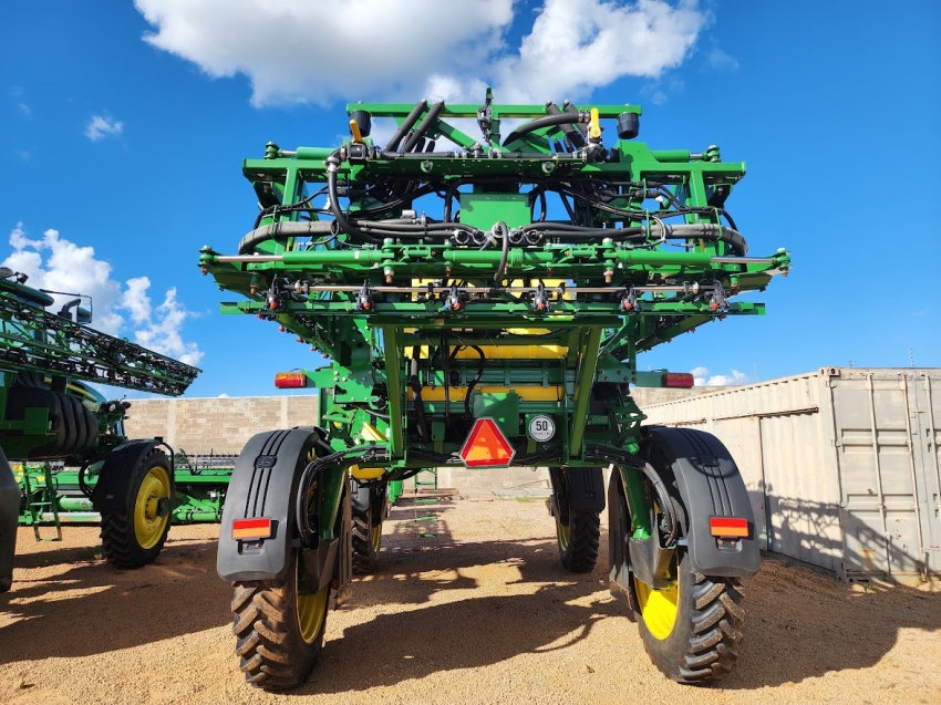 john deere pulverizador m4030 piloto automatico. metal 30mts. tanque 3.000lts. exactapply. motor: 1770 diesel 1p automatico 2021