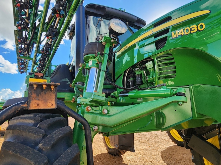 john deere pulverizador m4030 piloto automatico. metal 30mts. tanque 3.000lts. exactapply. motor: 1770 diesel 1p automatico 2021