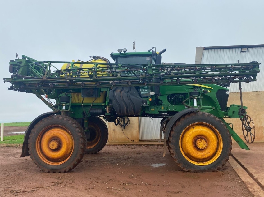 john deere pulverizador m4040 piloto automatico. metal 30mts. tanque 4.000lts. exactapply. motor 4.500hrs diesel 1p automatico 2019