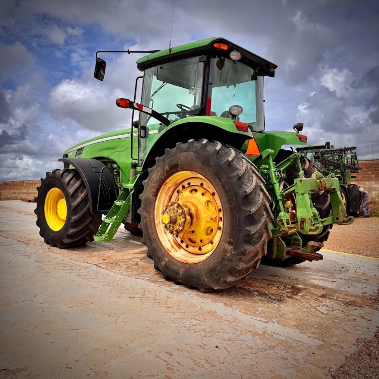 john deere trator 8430 310 cv. sem piloto automatico. rodado dual. motor: 12300 diesel 1p automatico 2008