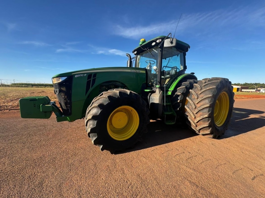 john deere trator 8370r  370 cv. piloto automatico. rodado dual. ils. motor: 9.117 diesel 1p automatico 2016
