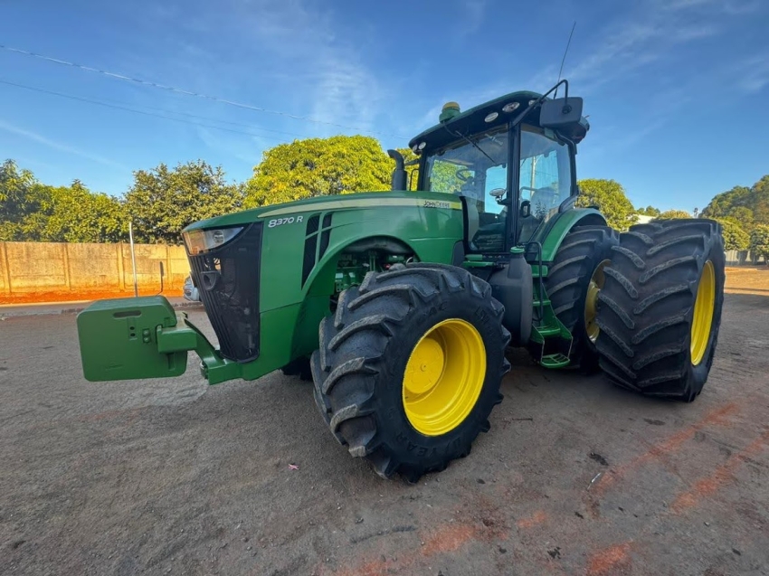 john deere trator 8370r  370 cv. piloto automatico. rodado dual. ils. motor: 9.117 diesel 1p automatico 2016