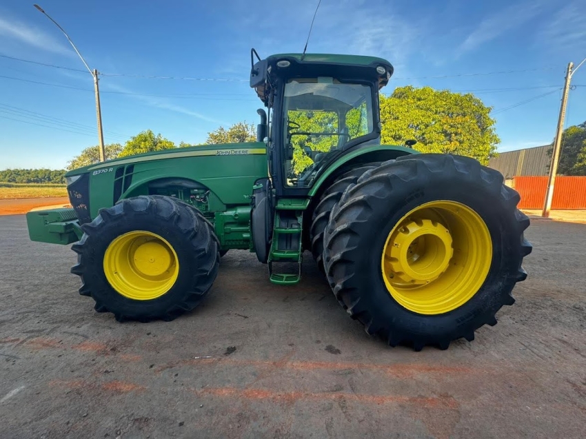 john deere trator 8370r  370 cv. piloto automatico. rodado dual. ils. motor: 9.117 diesel 1p automatico 2016