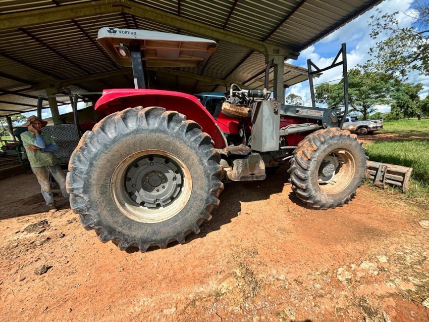 massey ferguson trator mf4292 103cv. sem cabine. conjunto frontal. motor: 2.769hrs diesel 1p automatico 2016