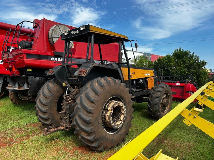 valmet trator 1280 128cv. sem cabine. rodado balao. motor: 19839 diesel 1p automatico 2001