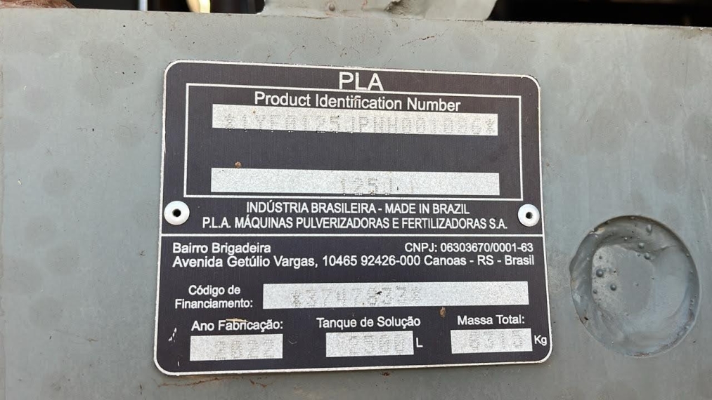 john deere pulverizador pla 125j piloto autom. metal 27 mts. tanque 2.500 lts. motor: 2.975hrs. diesel 1p automatico 2022