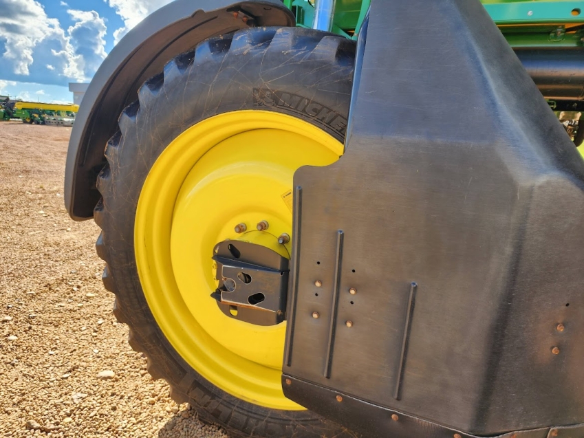 john deere pulverizador m4030 piloto autom. metal 30mts. tanque 3.000lts. exactapply. motor: 1770 diesel 1p automatico 2021