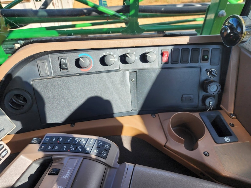 john deere pulverizador m4030 piloto autom. metal 30mts. tanque 3.000lts. exactapply. motor: 1770 diesel 1p automatico 2021
