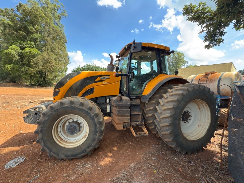 valtra trator t 250 250cv. cabine. transmissao cvt. rodado dual. piloto automatico. motor: 5.532hrs diesel 1p automatico 2019