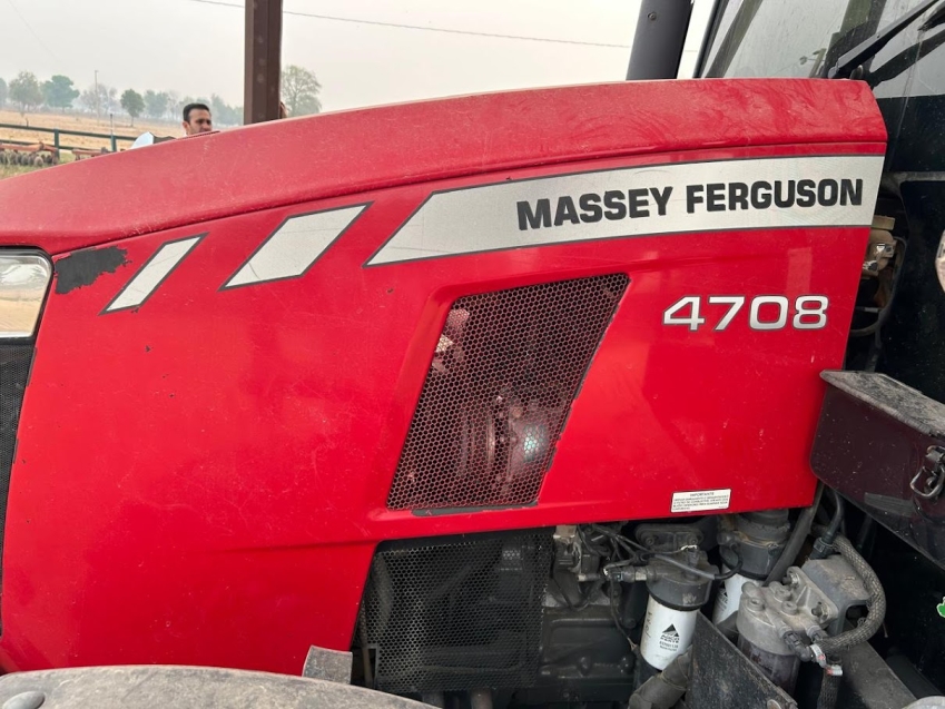 massey ferguson trator mf 4708 82cv. cabine. paralama dianteiro. motor: 3.500hrs. diesel 1p automatico 2019