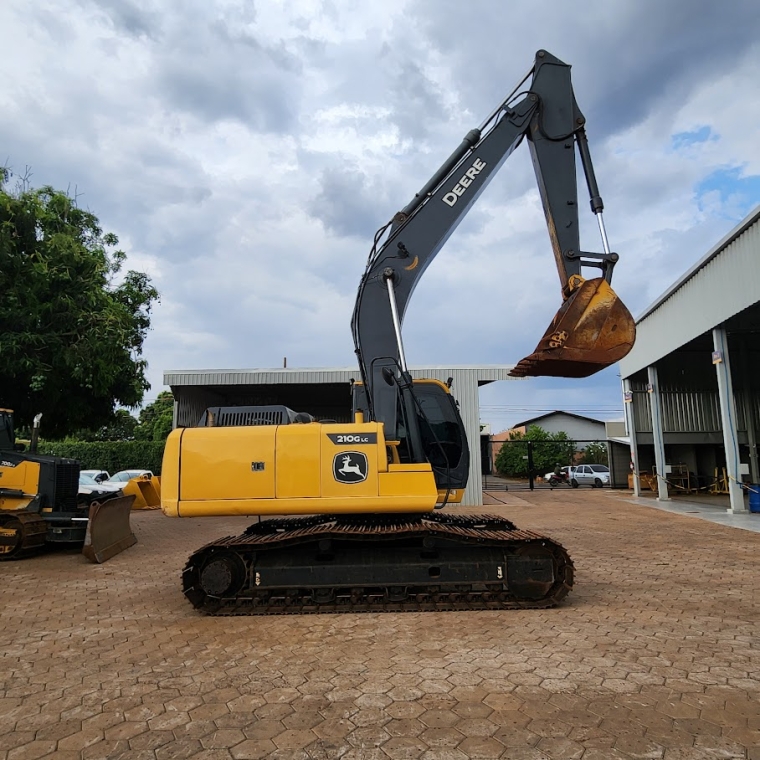 john deere escavadeira 210g lc. 159cv. profundidade maxima escavacao 6,58 mts. motor 2.832hrs diesel 1p automatico 20237