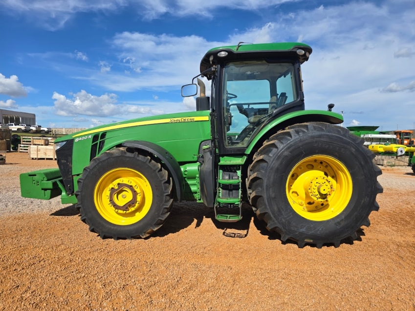 john deere trator 8370r  370cv. powershift 23f/12r. piloto automatico. sf6000/4100. pneus diant 480/70r34 dual. tras 800/70r diesel 1p automatico 2018