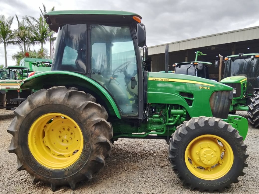 john deere trator 5078e  cabinado 4x4 78 diesel 1p manual 20143