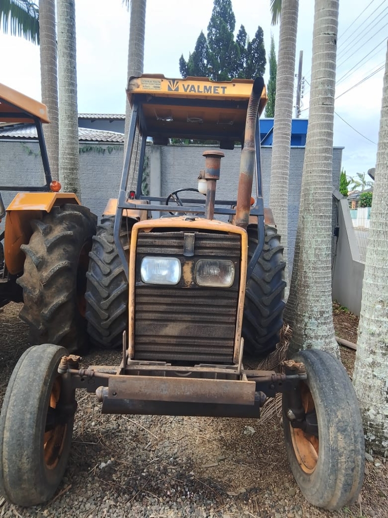 valmet trator 78 plataformado 4x2 diesel manual 19921
