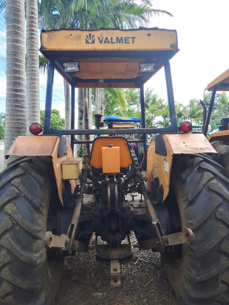 valmet trator 78 plataformado 4x2 diesel manual 1992