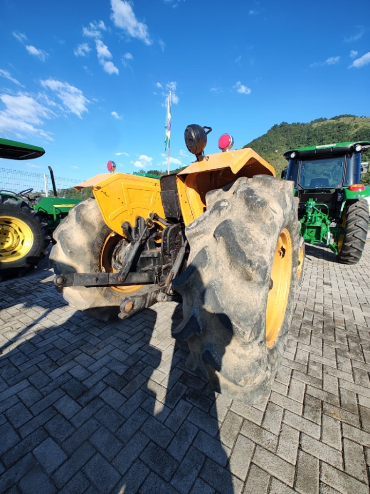 valmet trator 85 id plataformado 4x2 diesel manual 19761