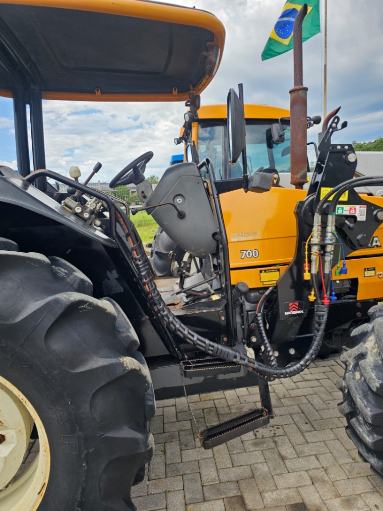 valtra trator 700 plataformado 4x4 diesel manual 2009
