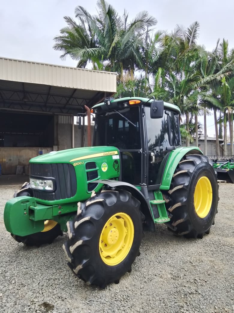 john deere trator 6100j  cabinado diesel 1p manual 2018