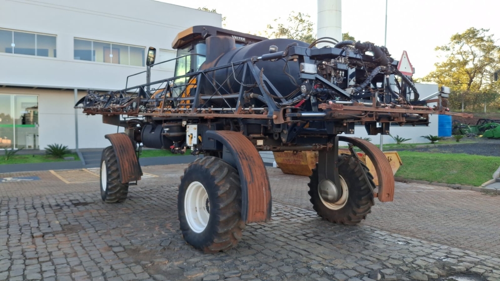 valtra pulverizador autopropelido bs-3330h barra de 27 metros diesel 1p automatico 2019