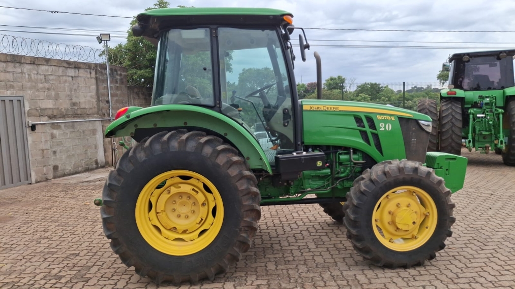 john deere trator 5078e  com redutor diesel 1p manual 2023