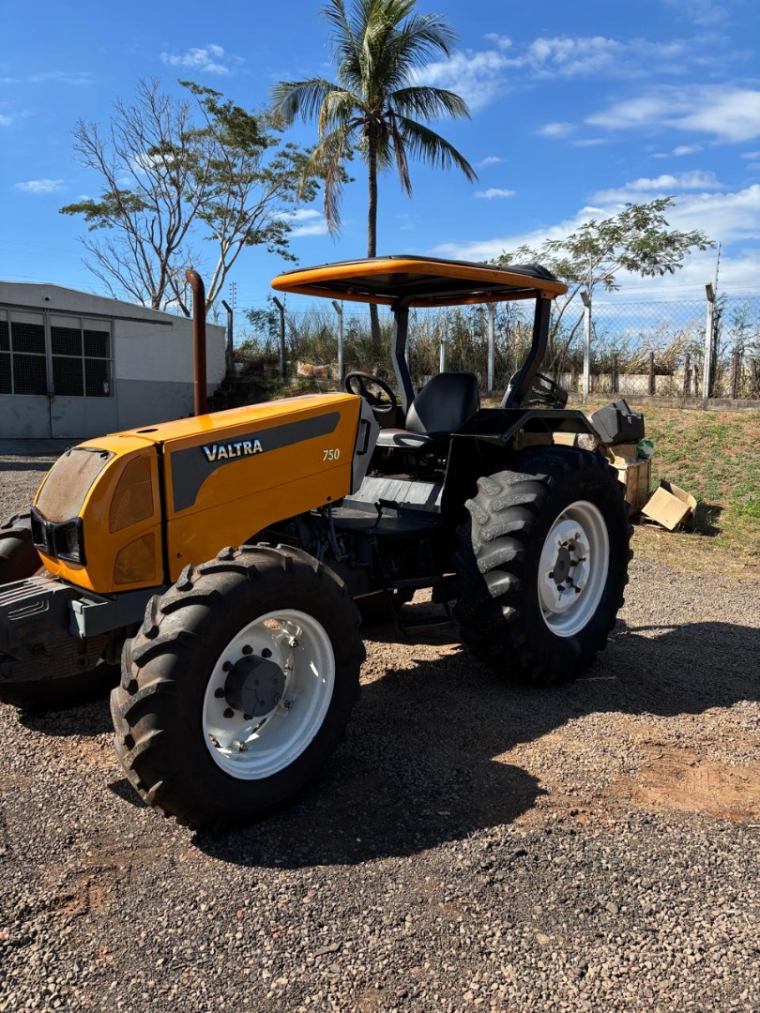 valtra trator a 750 plataformado diesel manual 2013