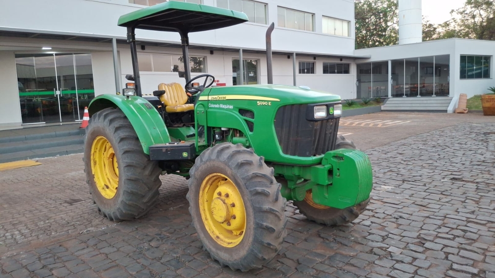 john deere trator 5090e  plataformado diesel manual 2017