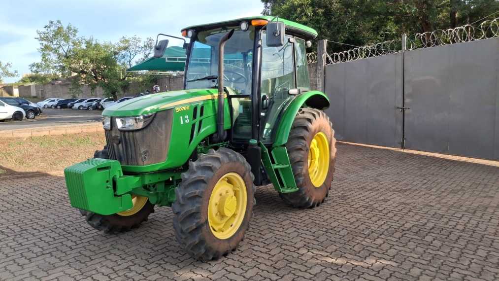 john deere trator 5078e  cabinado diesel 1p manual 2024