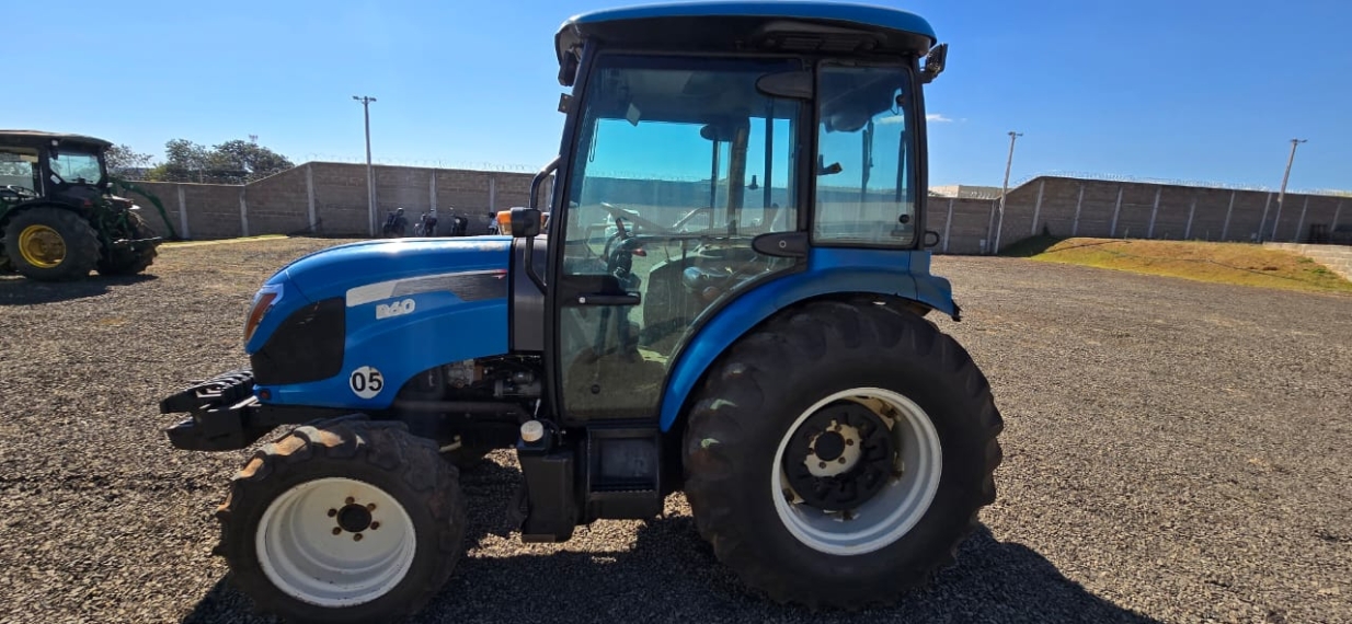 outros trator cabinado ls modelo r60 diesel 1p manual 2017