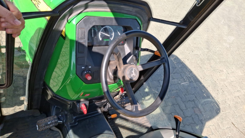john deere trator 5080e  cabine agroleite com redutor - 5080en diesel 1p manual 2022