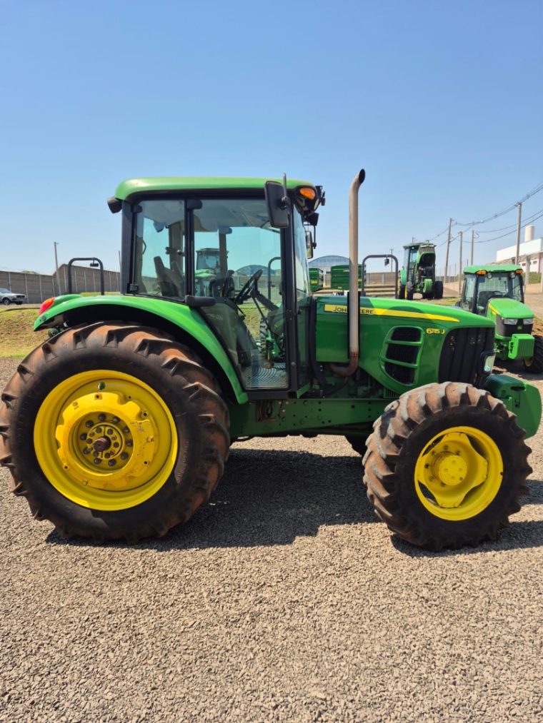 john deere trator 6115j  transmissao powerquad 16*16 diesel 1p manual 2022
