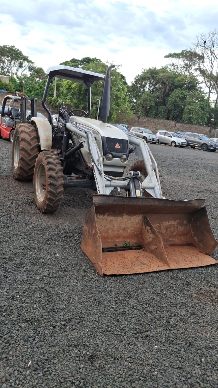 agrale trator 5075 plataformado diesel automatico 200613