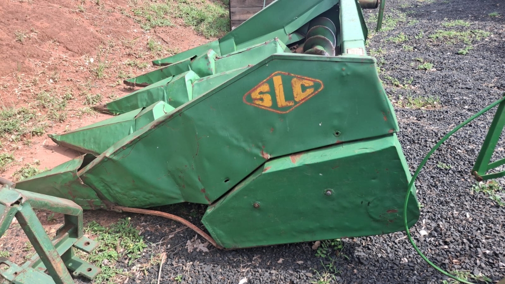 john deere colheitadeira 1175 cabinada - acompanha plataforma de milho (4) e soja (16) ambas diesel 1p manual 199917