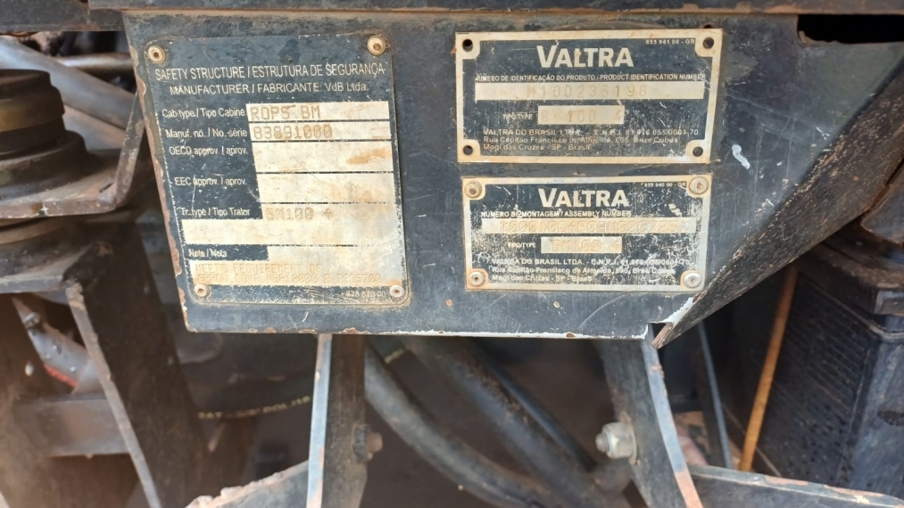 valtra trator bm 100 cabinado diesel 1p manual 20106