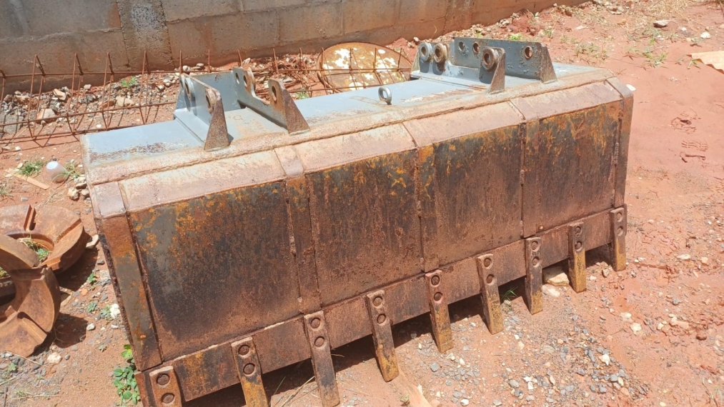 valtra trator bm 100 cabinado diesel 1p manual 20101