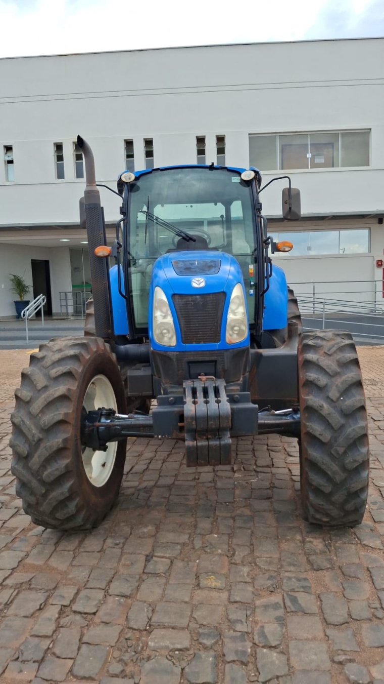 new holland trator t6 130 cabinado diesel 1p manual 20163