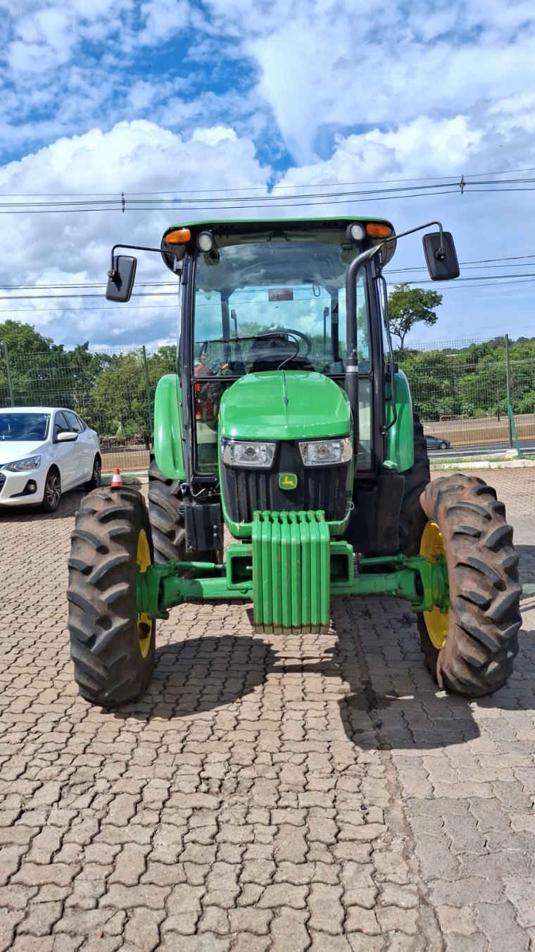 john deere trator 5080e  9x3 cabinado diesel 1p manual 20243