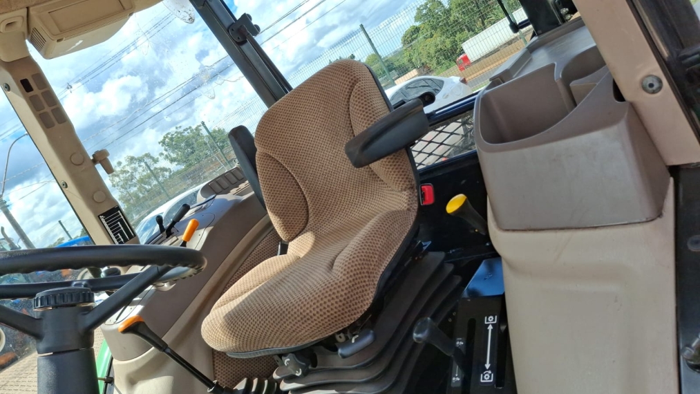 john deere trator 5080e  9x3 cabinado diesel 1p manual 202410