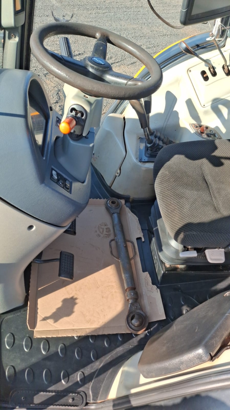 valtra trator bh 194 ht 4x4 piloto top rtx via satelite - com pneu radial diesel 1p manual 20215