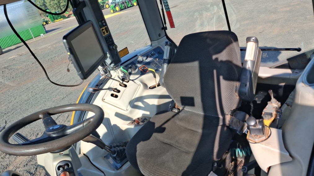 valtra trator bh 194 ht 4x4 piloto top rtx via satelite - com pneu radial diesel 1p manual 20214