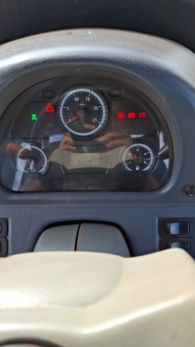 valtra trator bh 194 ht 4x4 piloto top rtx via satelite - com pneu radial diesel 1p manual 20211