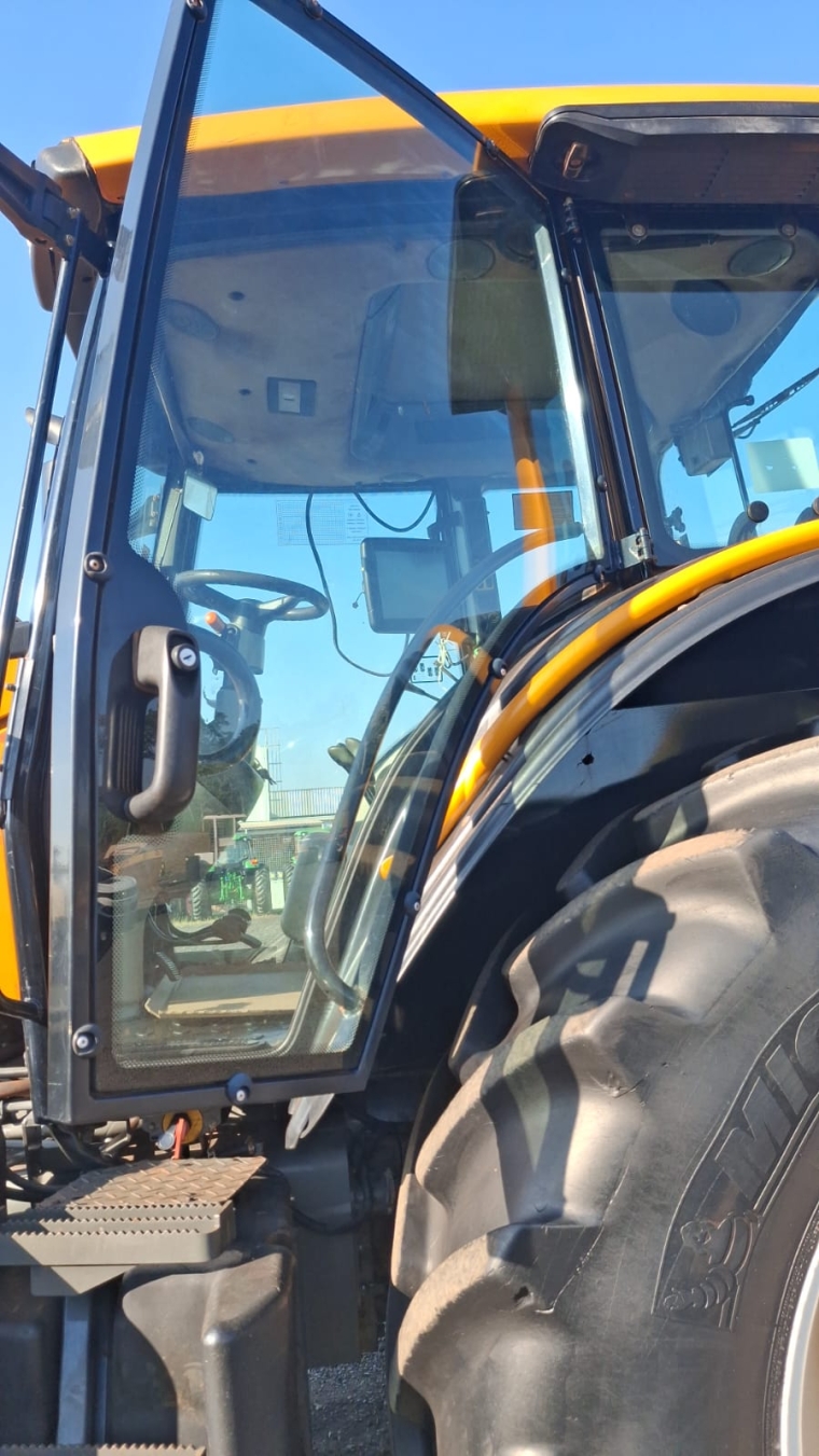 valtra trator bh 194 ht 4x4 piloto top rtx via satelite - com pneu radial diesel 1p manual 20213
