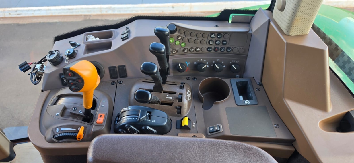 john deere trator 7200m  cabinado diesel 1p manual 202510