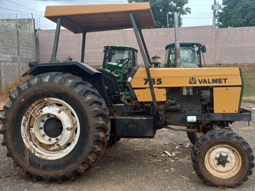 valtra trator 785 plataformado diesel manual 1966