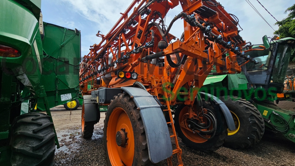 jacto pulverizador uniport 3030 2012 diesel 2p automatico3